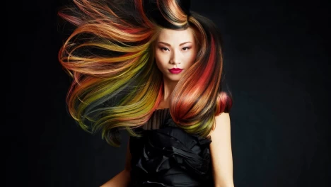 Elena Boldina – Creative coloring. Men's, women's and children's haircuts. Braiding braids. Services of any complexity.